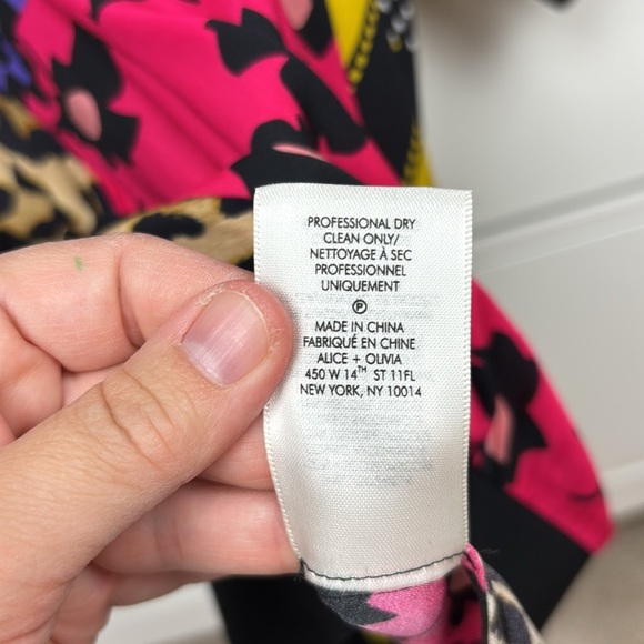 Alice + Olivia Jetti Raglan Sweatshirt Dress Multicolor - Size XS - Picture 11 of 13